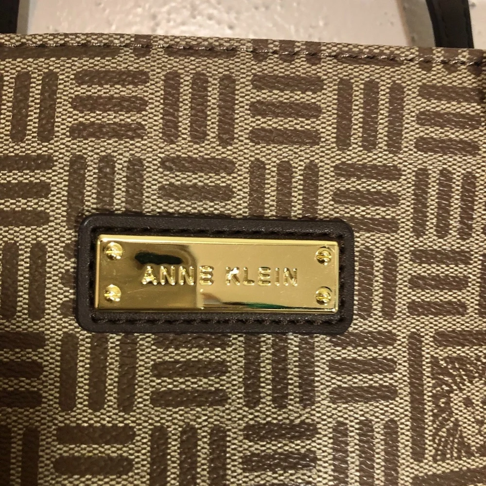 Anne Klein anna klein